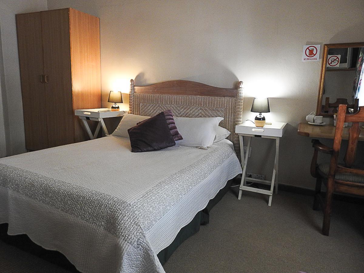 הוסטל מוסל ביי Mosselbay Backpackers מראה חיצוני תמונה