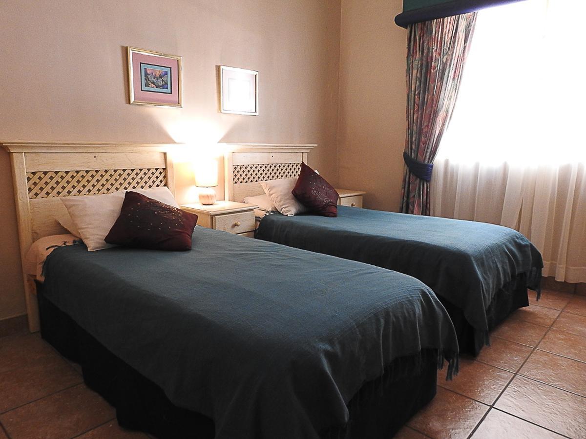 הוסטל מוסל ביי Mosselbay Backpackers מראה חיצוני תמונה