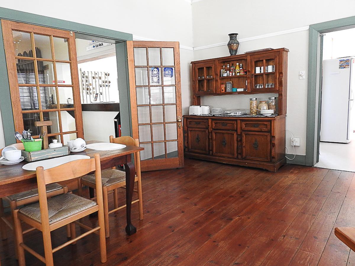 הוסטל מוסל ביי Mosselbay Backpackers מראה חיצוני תמונה