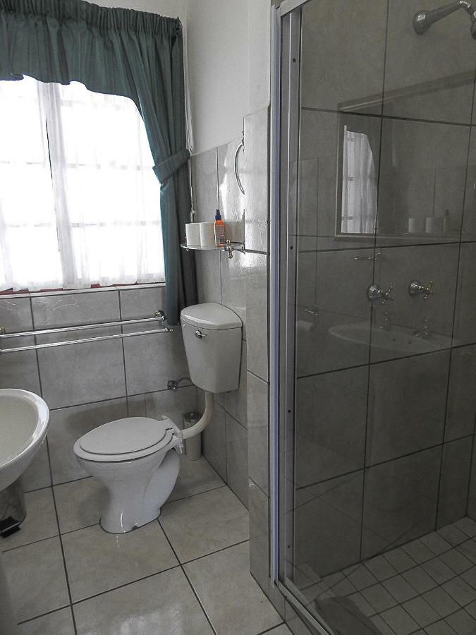 הוסטל מוסל ביי Mosselbay Backpackers מראה חיצוני תמונה